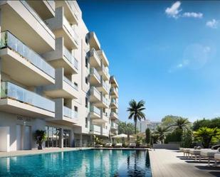 Piscina de Apartament en venda en Benalmádena amb Aire condicionat, Jardí privat i Parquet