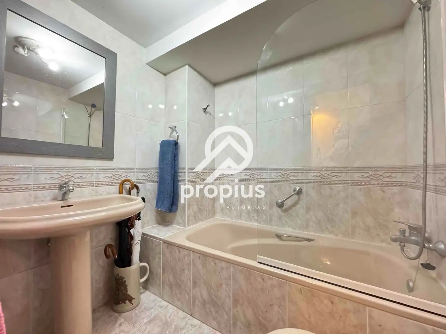 Piso en venta en Pedro Antonio Menendez, Parque San Francisco - Uría