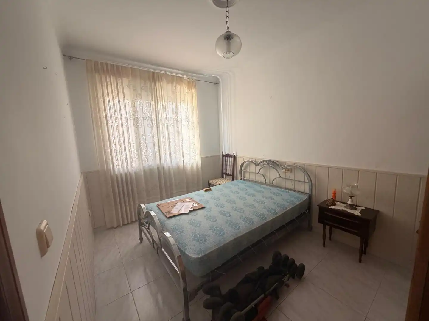 Dormitori de Casa o xalet en venda en Morón de la Frontera amb Terrassa i Balcó
