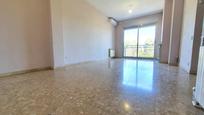 Living room of Flat for sale in Sabadell  with Air Conditioner and Balcony