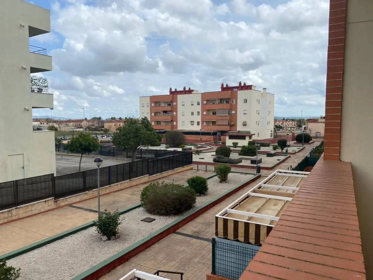 Vista exterior de Pis de lloguer en Jerez de la Frontera amb Calefacció, Terrassa i Moblat