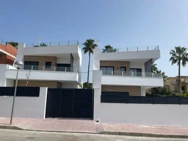 Reihenhaus mit Pool zum Verkauf in Calle Lanjaron, imagen 17