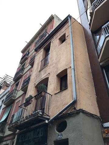 Edificio en Venta en Carrer d'Astúries en Vila de Gràcia