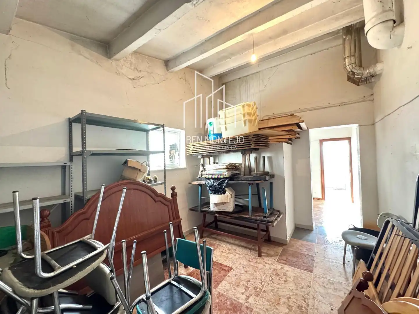Local en venta en Gomecello con Terraza