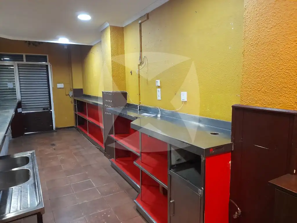 Geschaftsraum zum Verkauf in Calle Somoza Rivera, La Estación