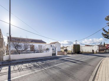 Maison avec jardin à vendre à Calle GRANADA