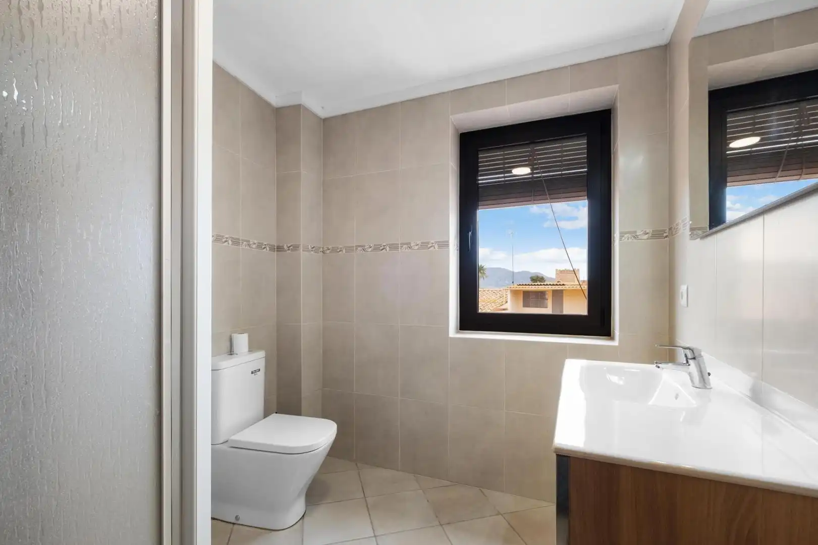 Bathroom of Houses for sale in Castelló d'Empúries