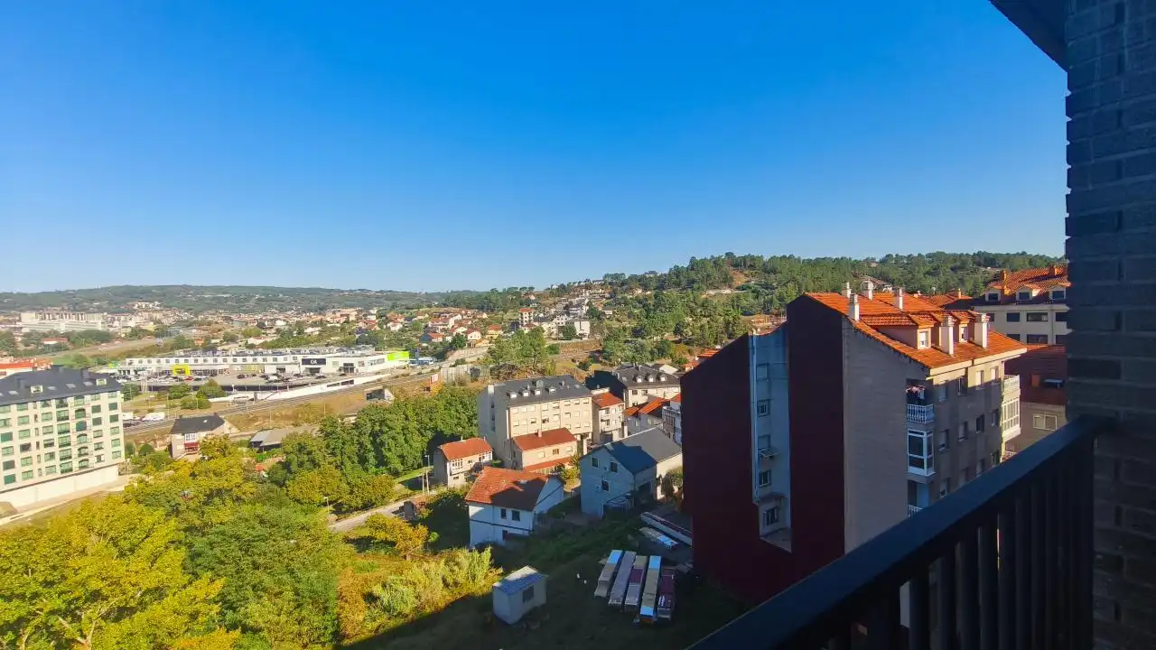 Terraza de Dúplex de alquiler en Barbadás con Calefacción, Parquet y Amueblado