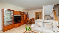 Living room of Single-family semi-detached for sale in Les Franqueses del Vallès  with Air Conditioner, Heating and Private garden