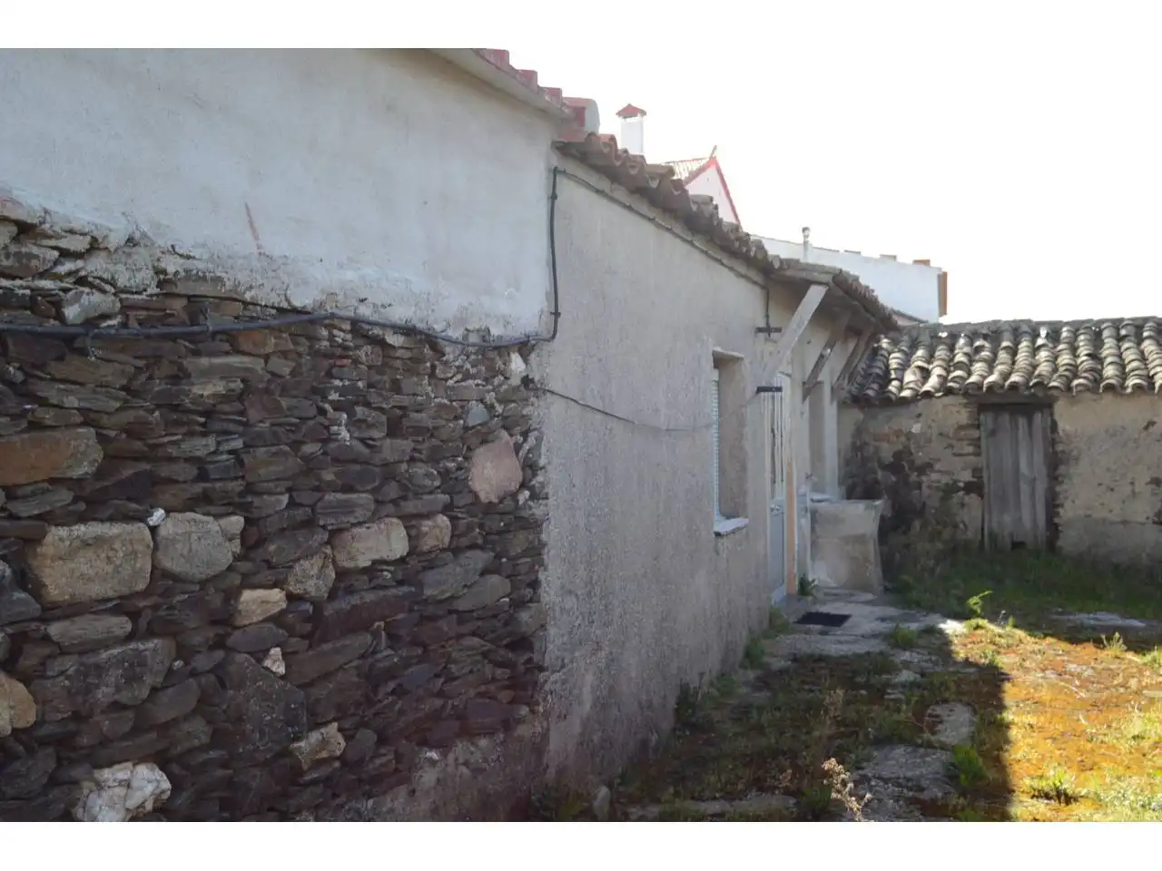 Exterior view of Houses for sale in Carpio de Azaba  with Private garden