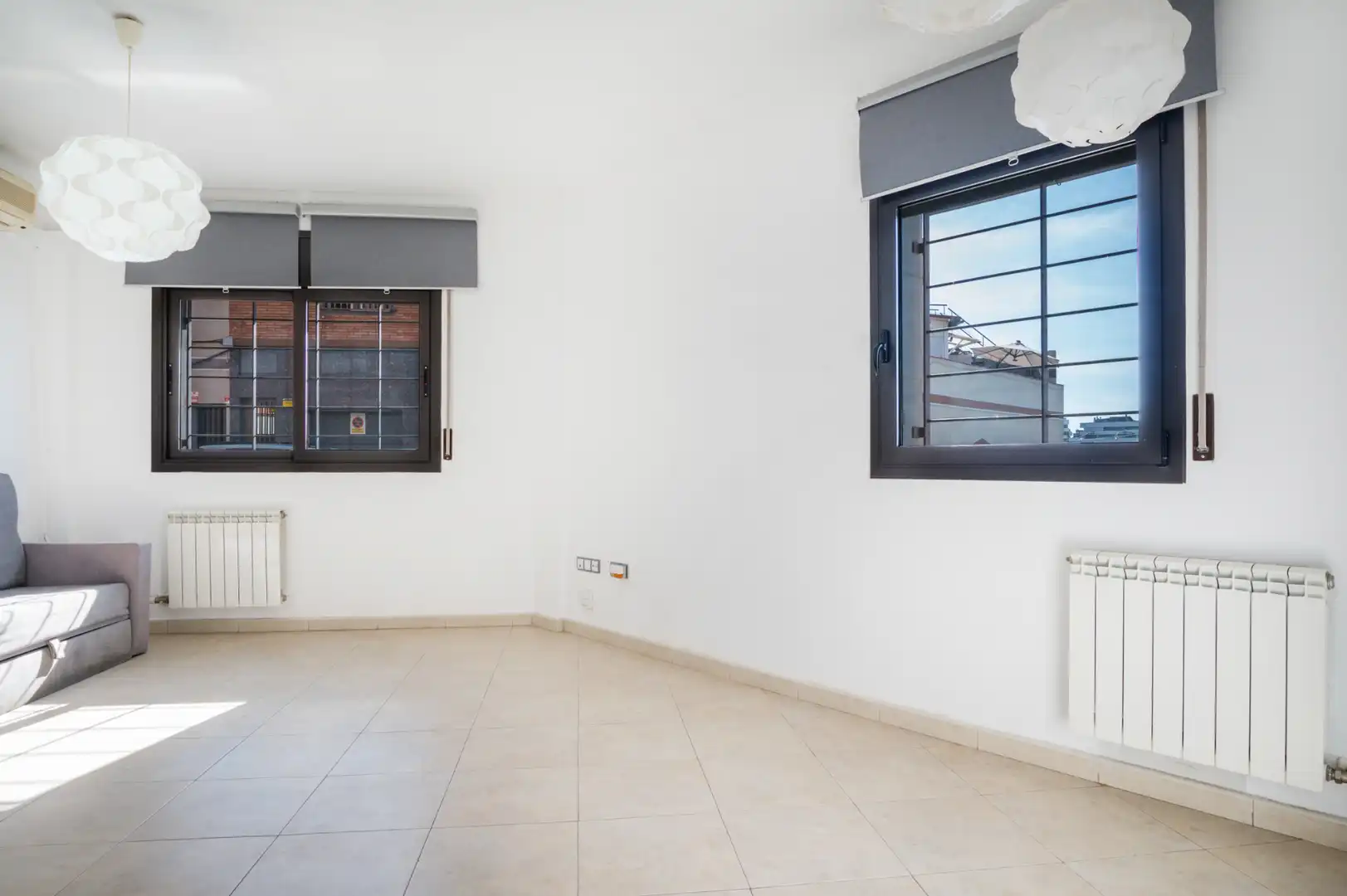 Schlafzimmer von Wohnung zum Verkauf in Terrassa mit Klimaanlage, Heizung und Abstellraum