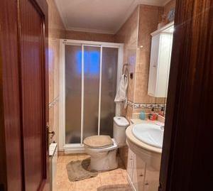 Photo 4 of Flat for sale in Calle Leon, El Carbayedo - El Quirinal, Avilés