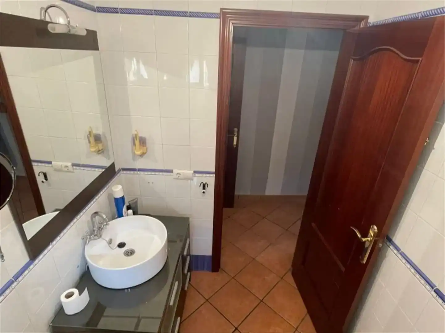 Bany de Casa adosada en venda en Hornachuelos amb Aire condicionat, Traster i Moblat