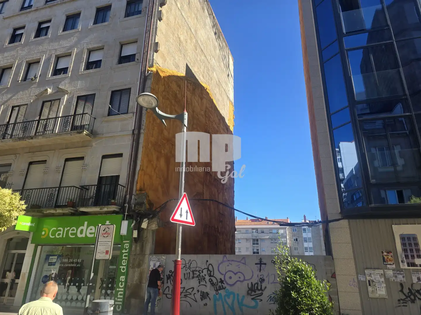 Terreni e lotti in vendita a Rúa de Urzáiz, imagen 2