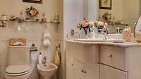 Bathroom of Flat for sale in Valladolid Capital  with Balcony