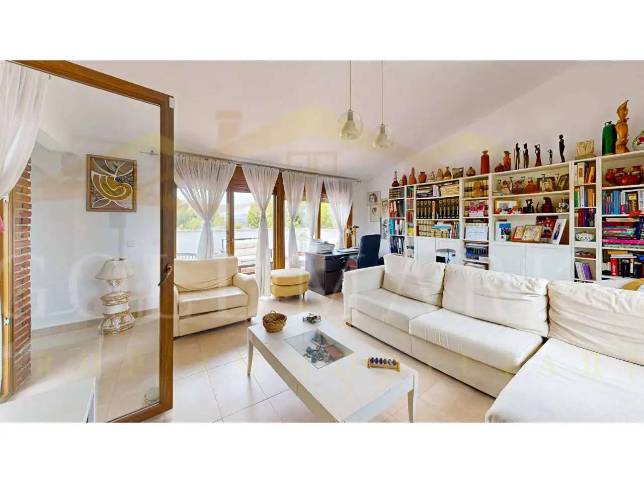 Sala de estar de Casa o chalet en venta en El Vendrell con Aire acondicionado, Calefacción y Jardín privado
