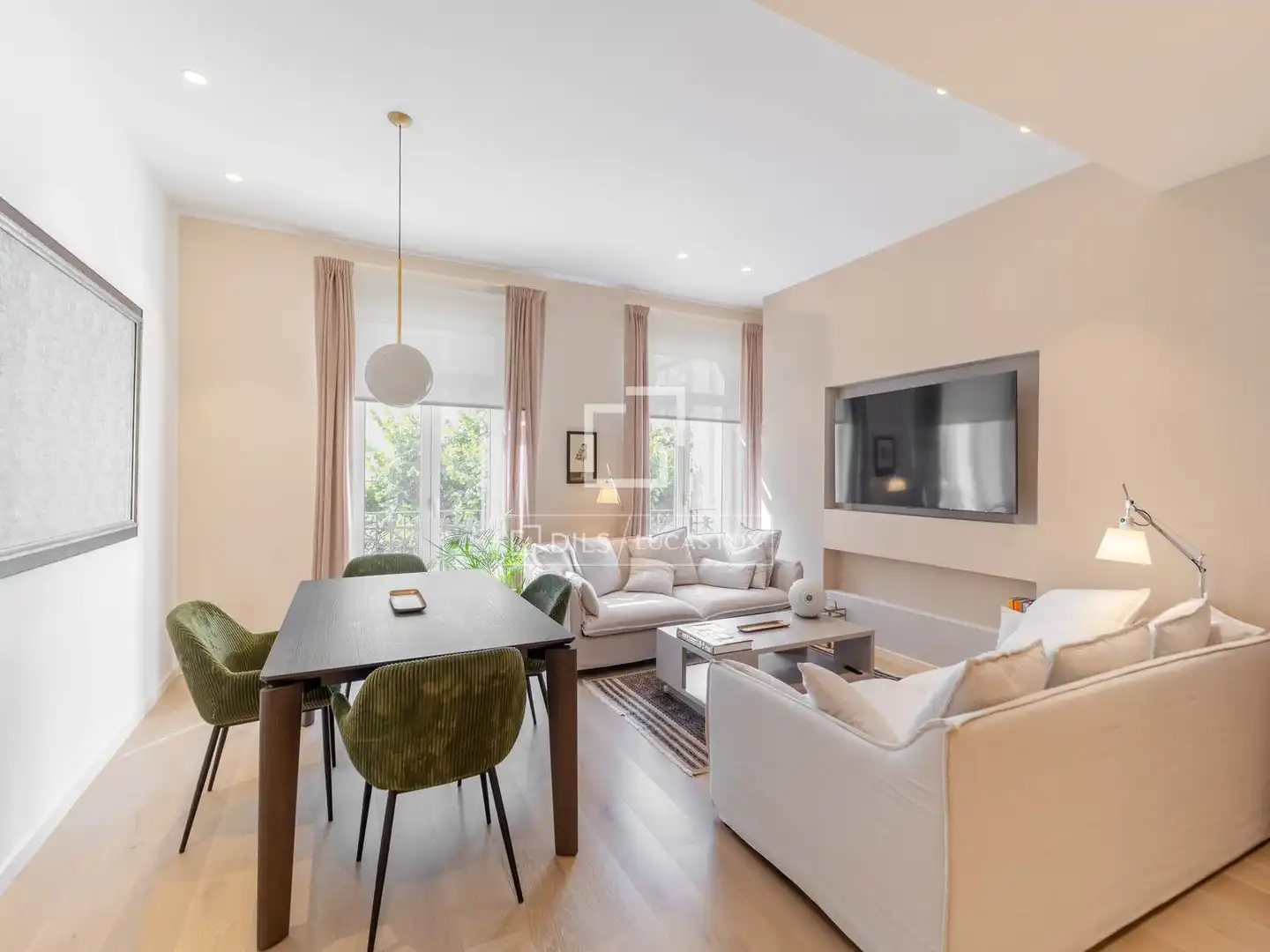 Sala de estar de Piso de alquiler en Valencia con Aire acondicionado, Amueblado y Balcón