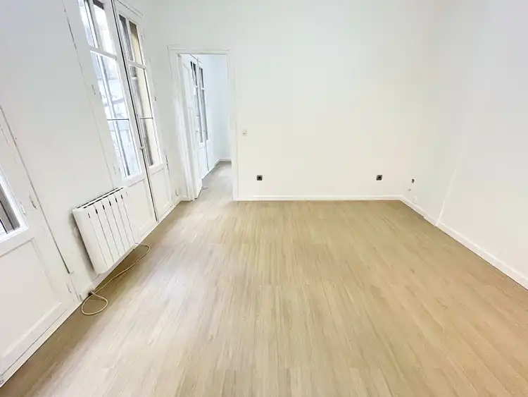 Piso con terraza en alquiler en Calle del Oso, imagen 3