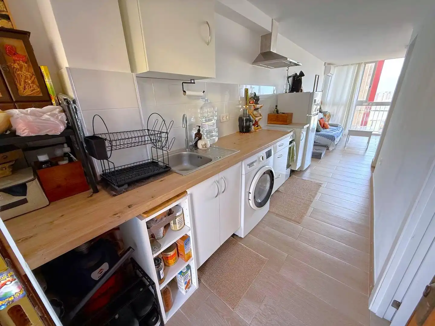 Kitchen of Apartments for sale in Benidorm  with Air Conditioner, Balcony and Community pool