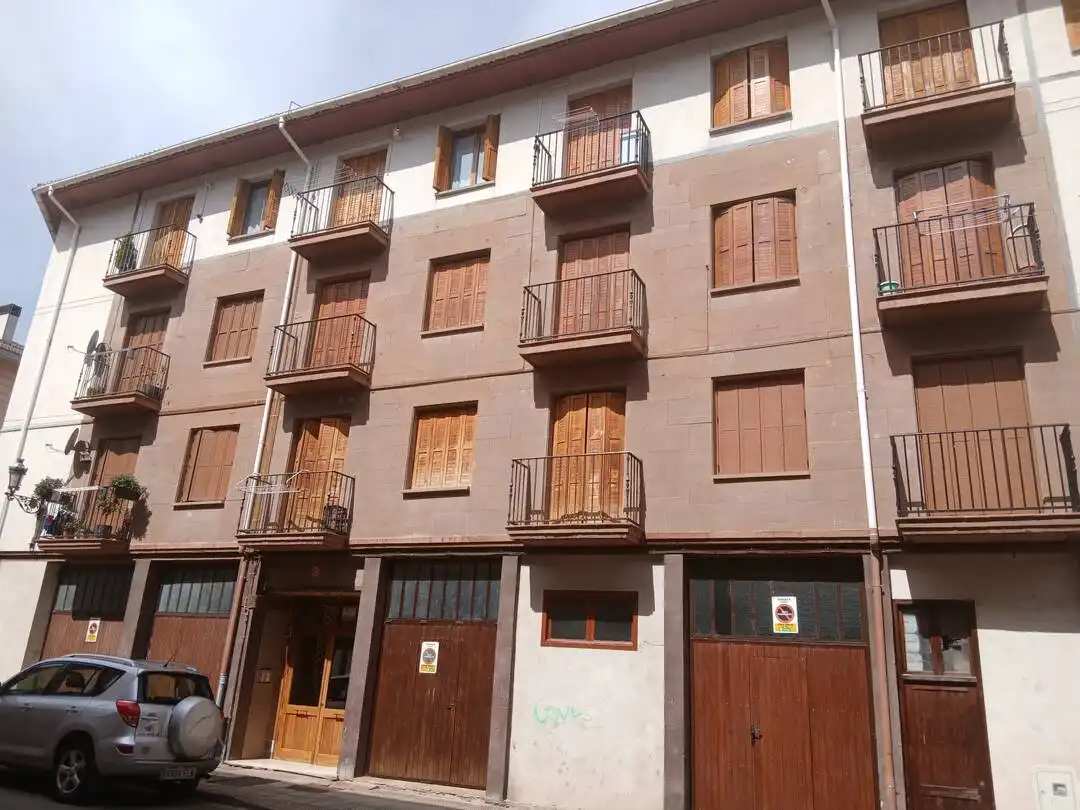 Vista exterior de Dúplex en venta en Ezcaray con Calefacción, Piscina y Balcón