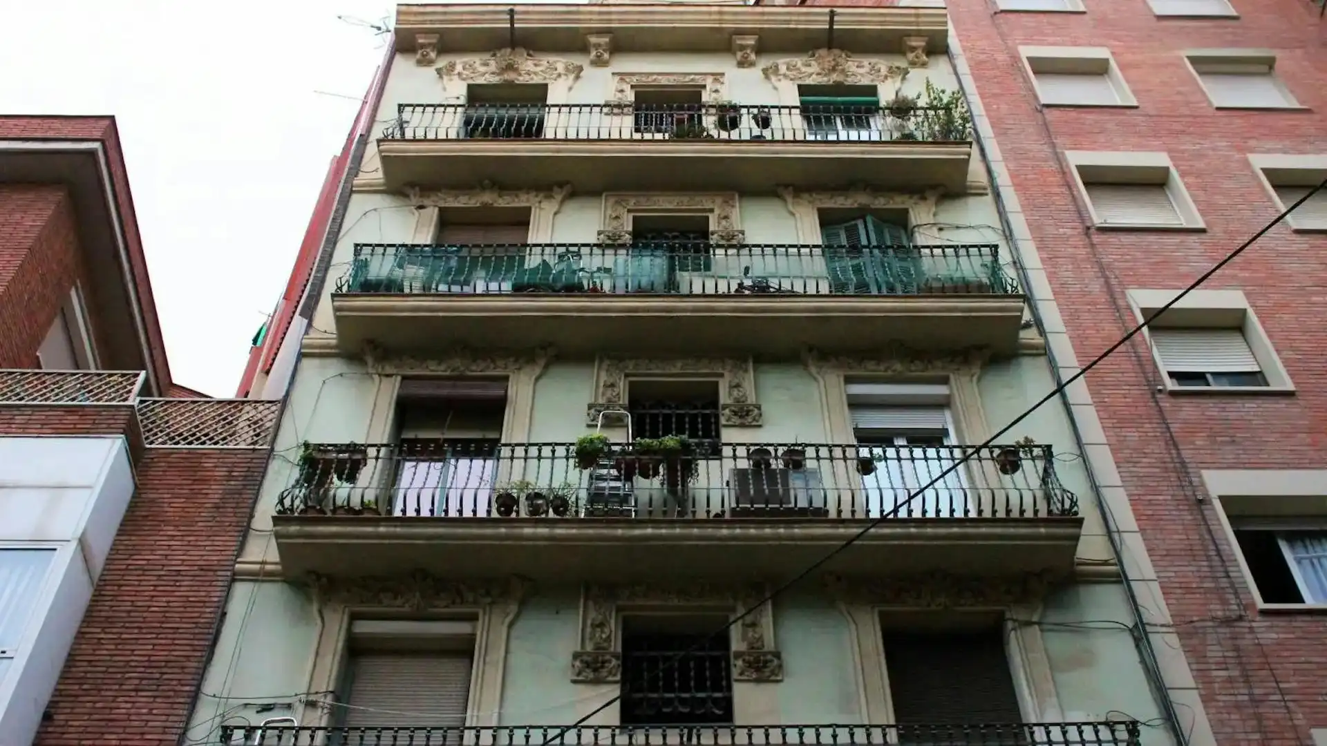 Exterior view of Flat for share in Barcelona  with Furnished and Washing machine