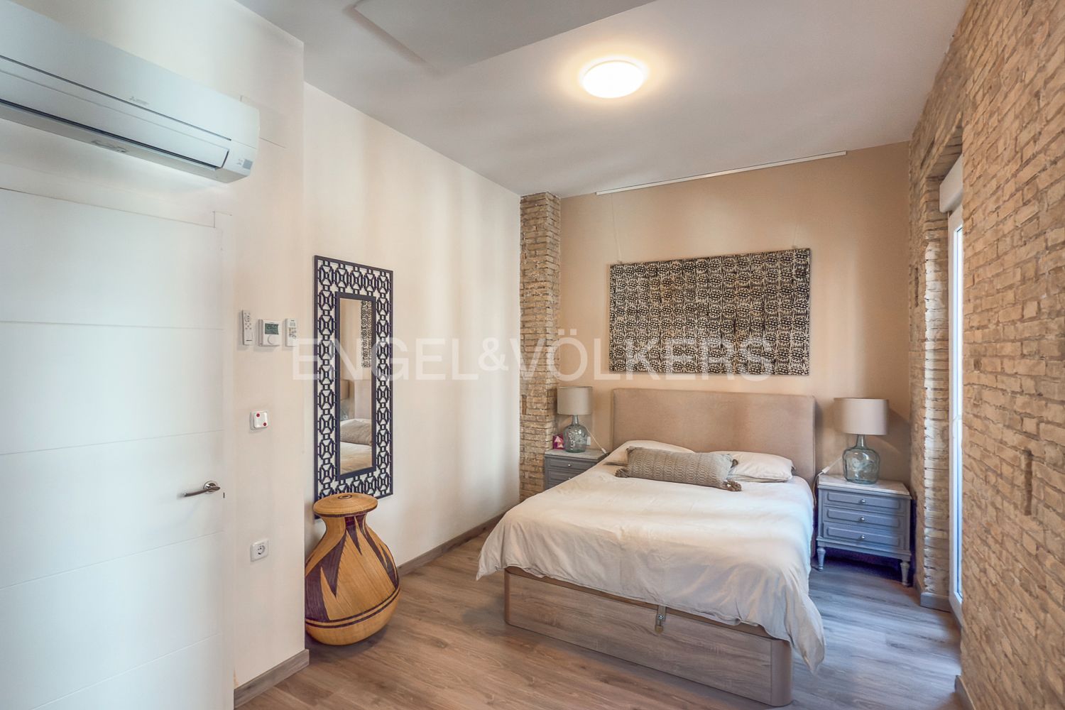 Bedroom of Apartment to rent in  Valencia Capital  with Air Conditioner, Heating and Terrace