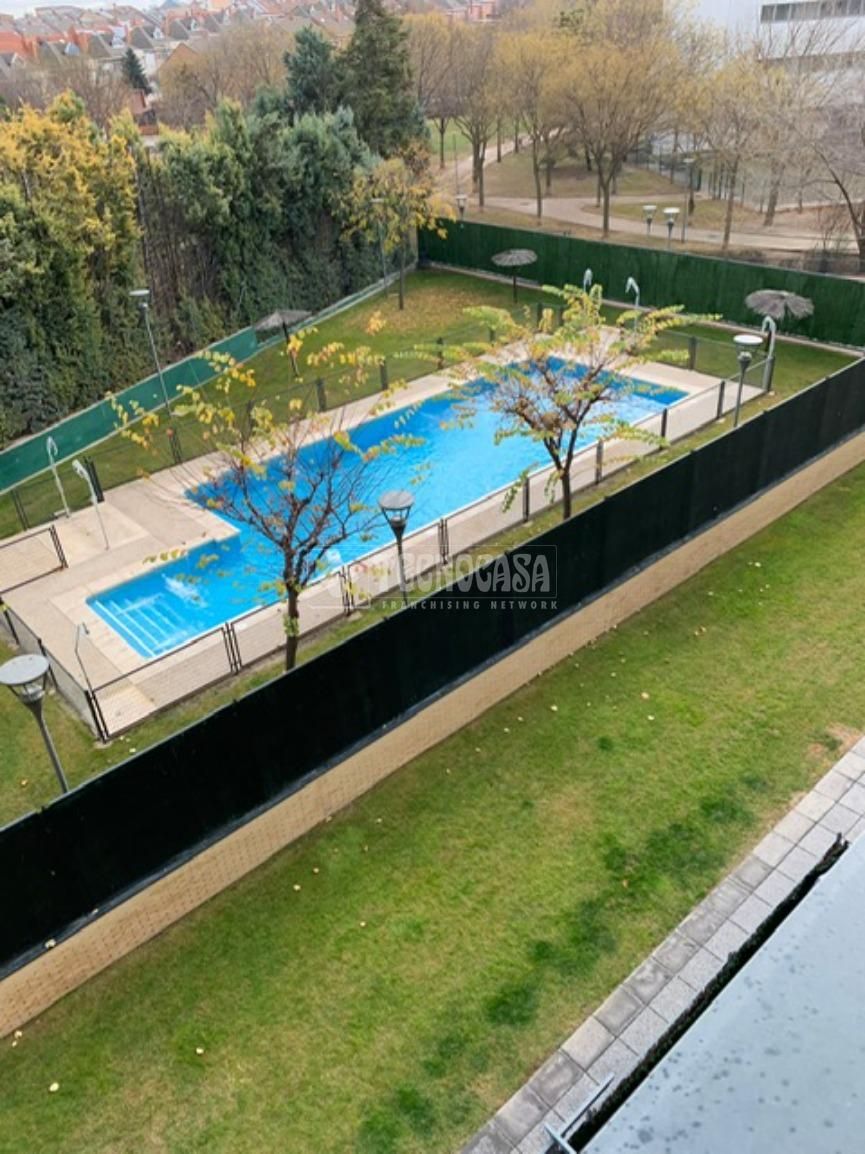 Swimming pool of Flat for sale in Valdemoro  with Community pool