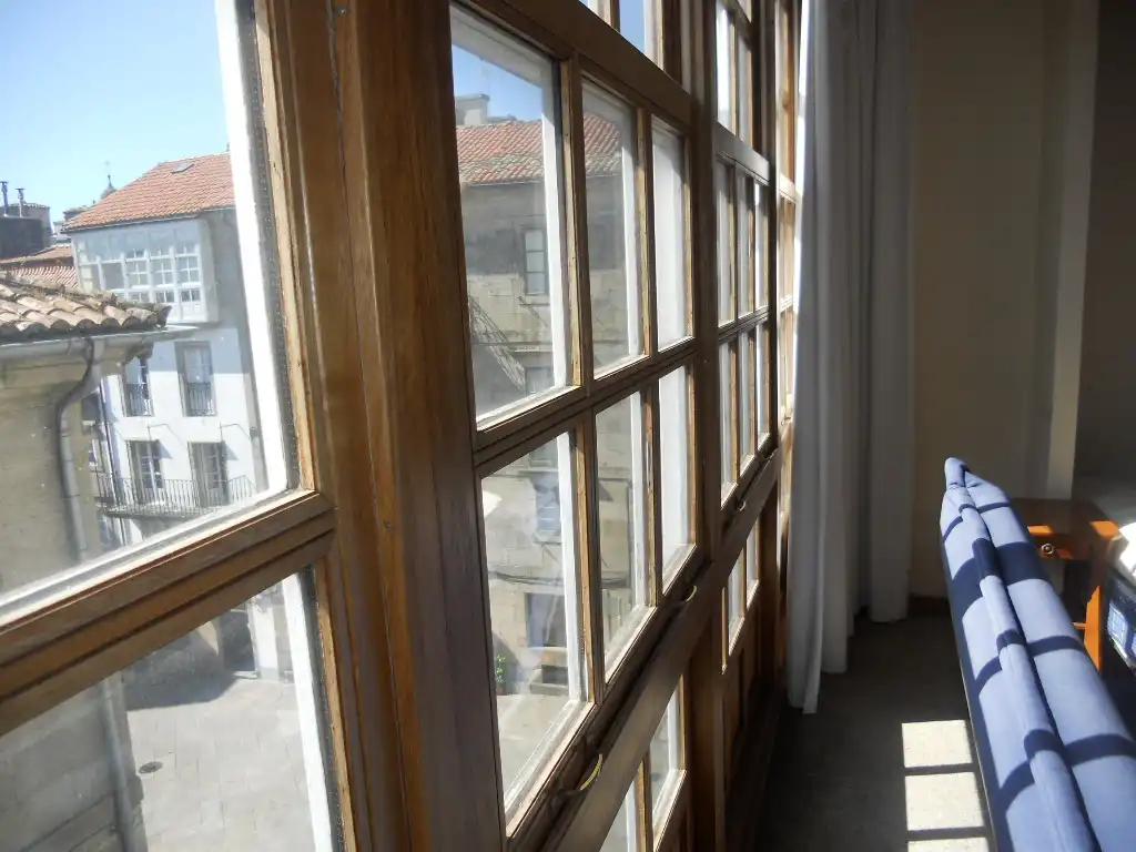 Flat for rent in Santiago de Compostela   with Heating, Furnished and Oven