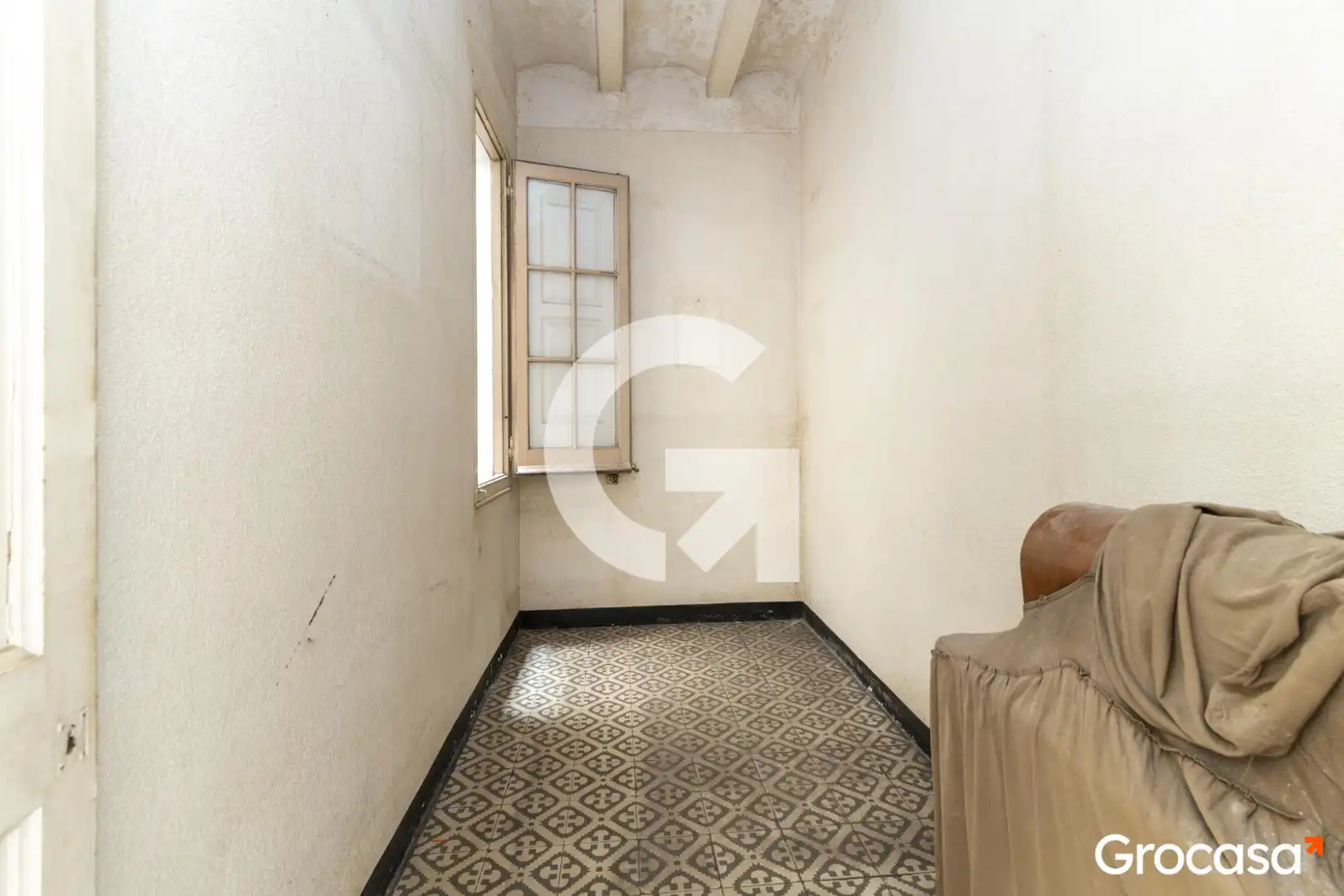 Piso en venta en Molins de Rei con Horno, Lavadora y Balcón