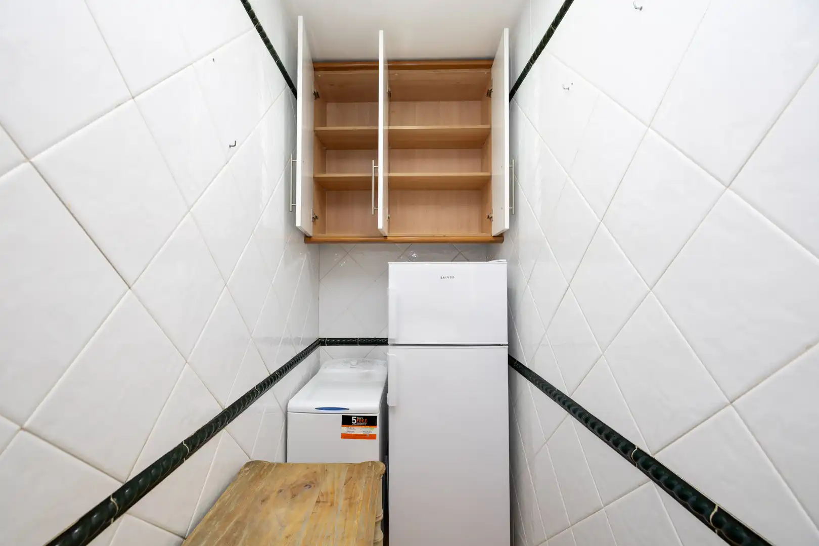 Cocina de Apartamento de alquiler en Granada con Aire acondicionado, Calefacción y Lavadora