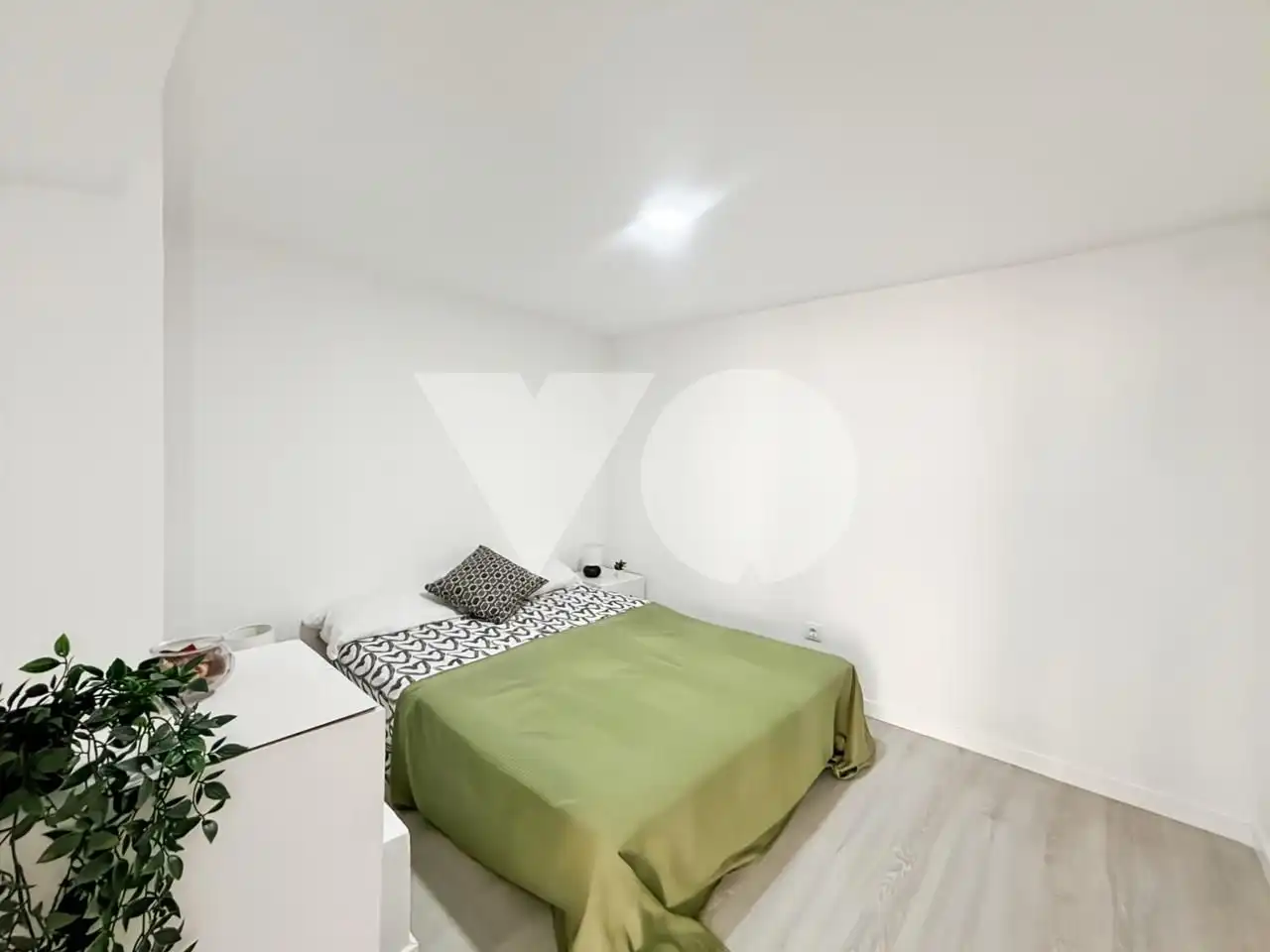 Dormitori de Planta baixa en venda en Madrid amb Calefacció