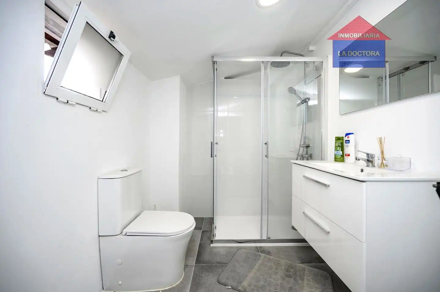 Baño de Casa o chalet en venta en Navalcarnero con Calefacción, Jardín privado y Terraza