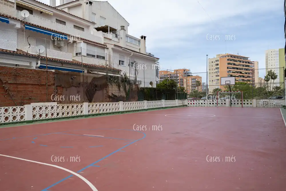 Parking de Apartamento en venta en La Pobla de Farnals con Terraza, Amueblado y Piscina comunitaria