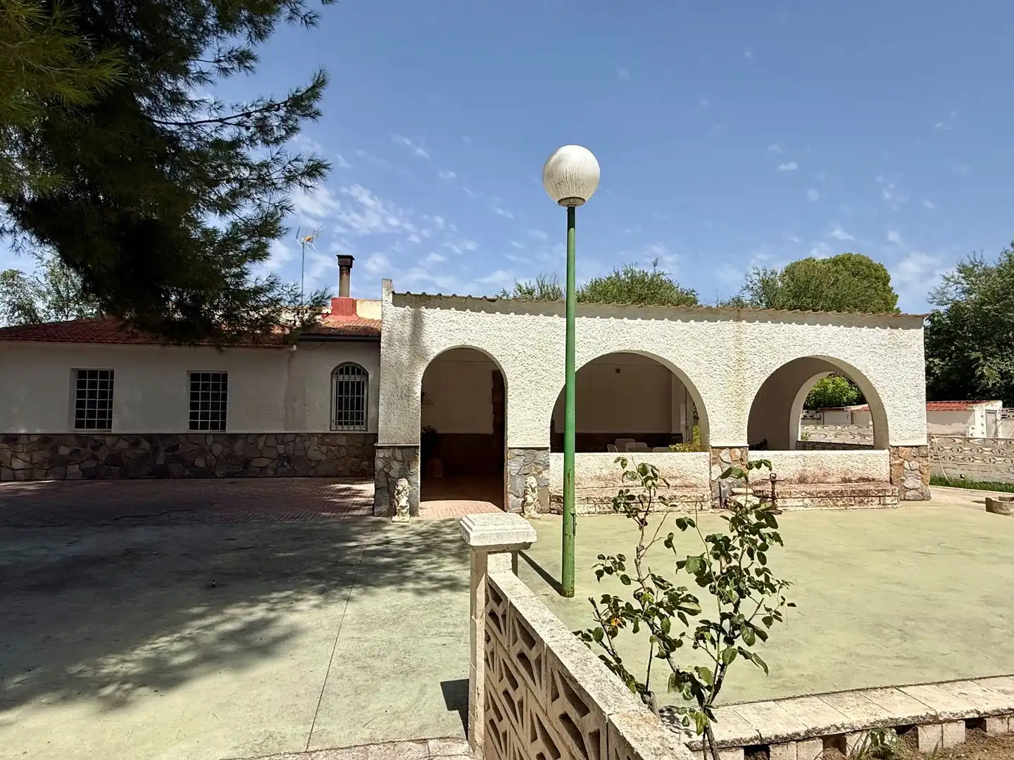 Vista exterior de Casa o chalet en venta en Villena con Calefacción, Jardín privado y Trastero