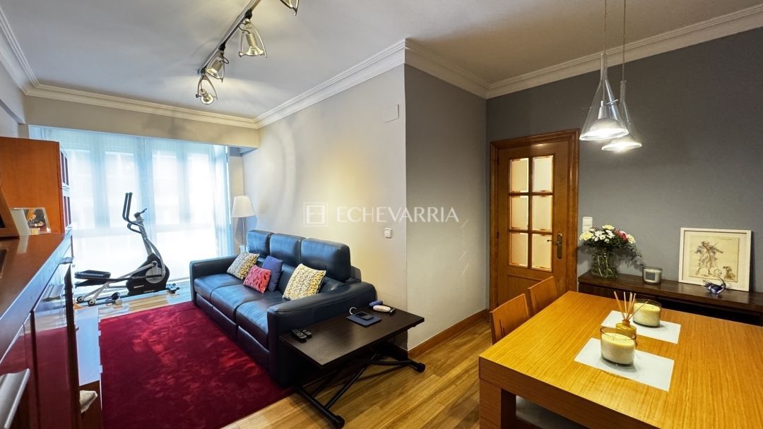 Flat for sale in Las Arenas, Getxo