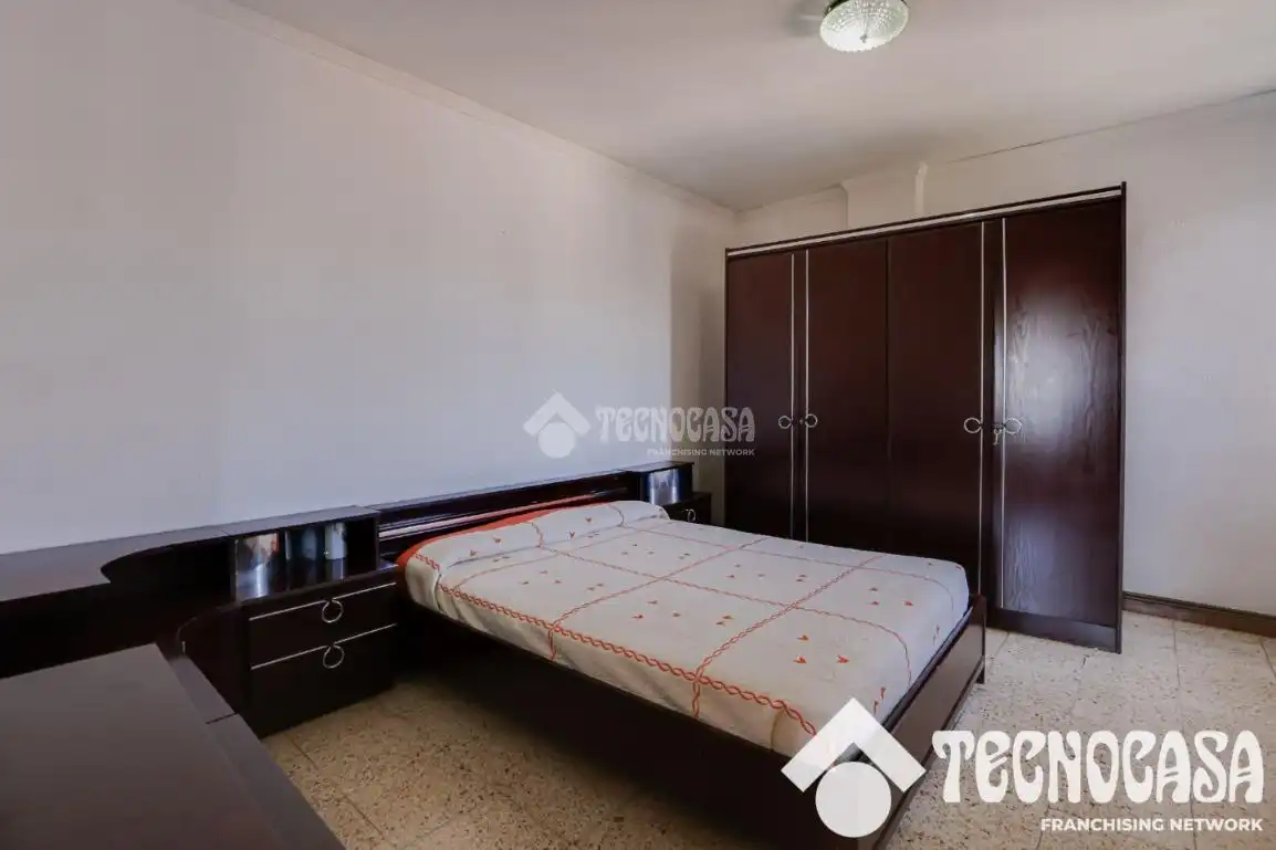 Habitación de Piso en venta en Sant Boi de Llobregat con Balcón