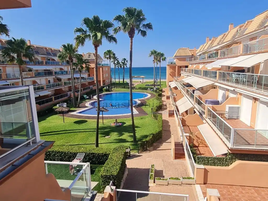 Apartament amb ascensor en venda a Carrer Llac Baikal, imagen 3
