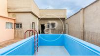 Piscina de Casa o xalet en venda en Riba-roja de Túria amb Calefacció i Jardí privat