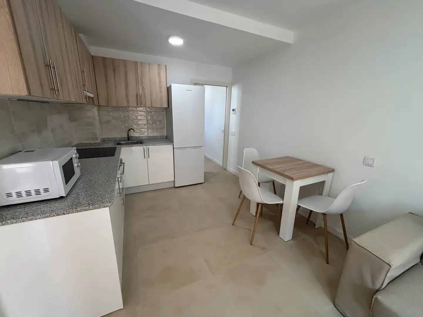 Cocina de Dúplex de alquiler en Lleida con Aire acondicionado, Calefacción y Parquet