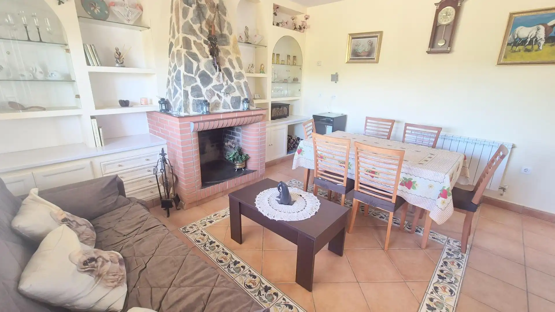 Living room of Houses for sale in Calvarrasa de Abajo  with Heating, Storage room and Furnished