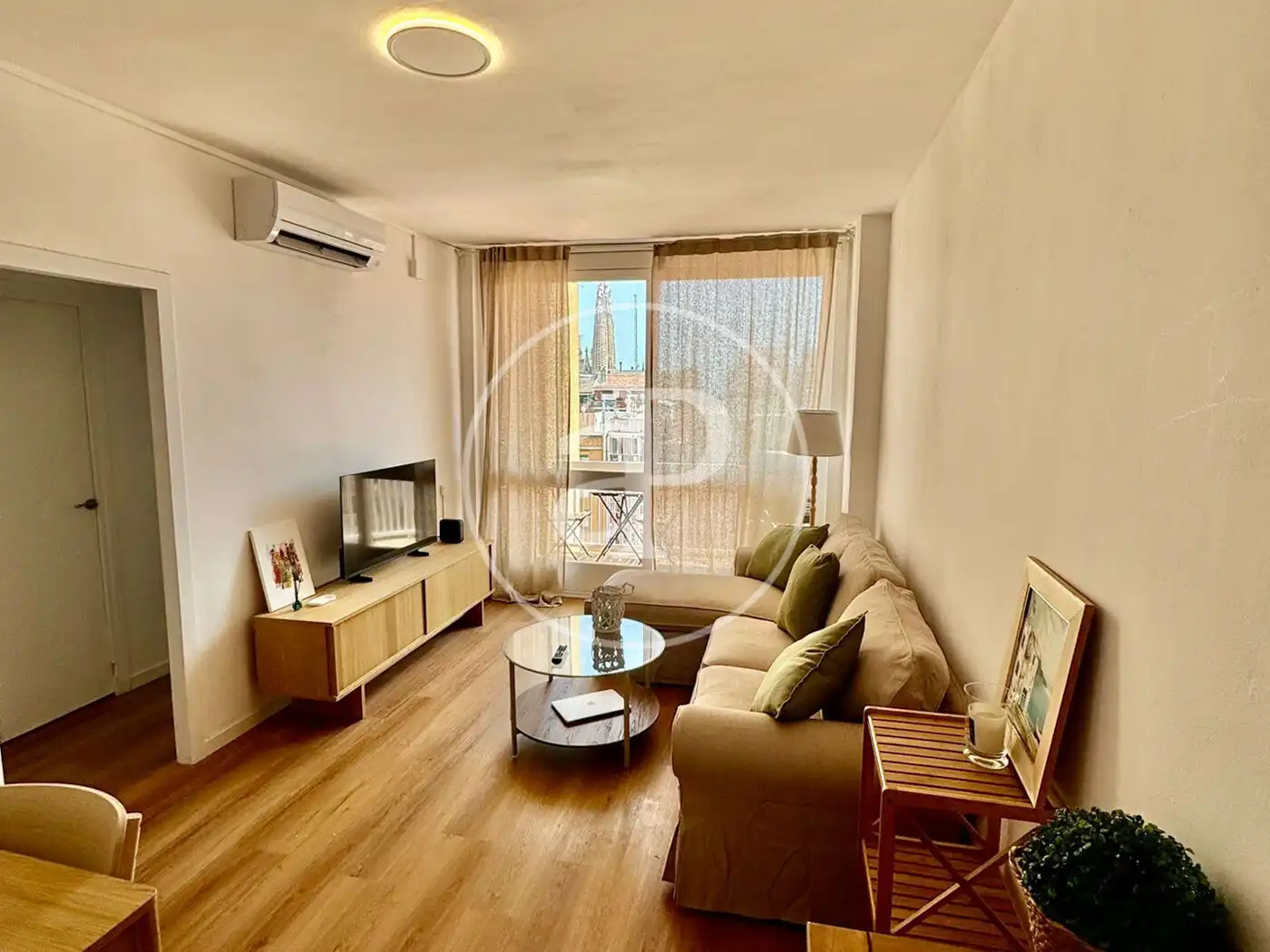 Living room of Flat for rent in Barcelona  with Air Conditioner, Heating and Furnished