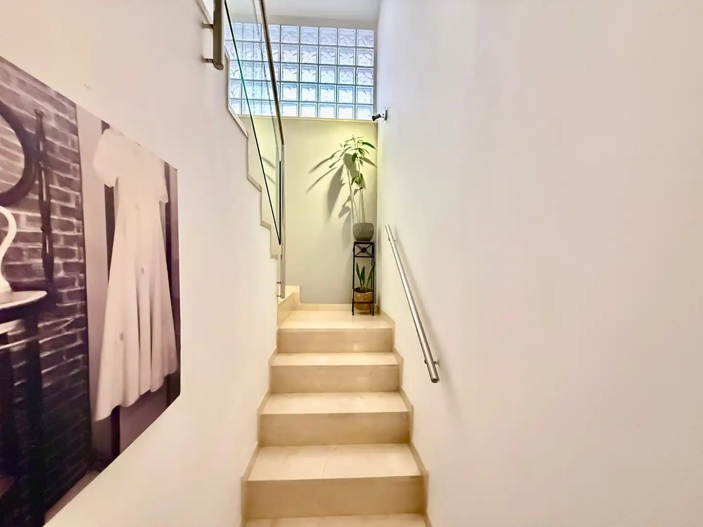 Dúplex en venta en Cornellà de Llobregat con Balcón