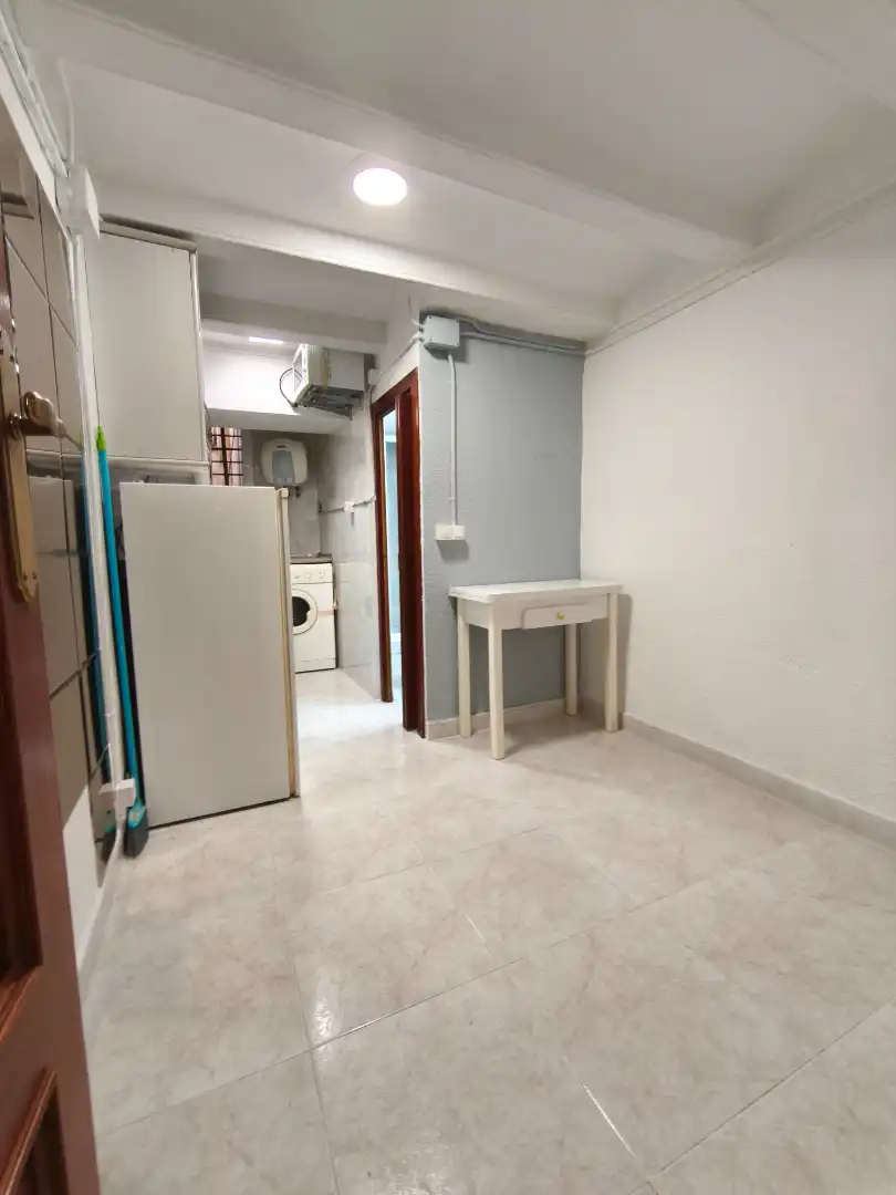 Cocina de Estudio en venta en Barcelona con Terraza, Horno y Lavadora