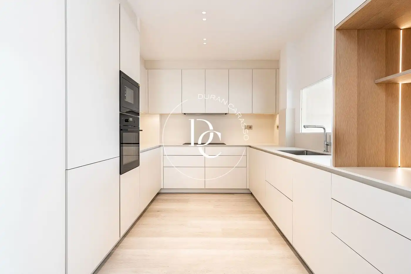 Flat for rent in Carrer d'Enric Morera, Can Girona - Terramar - Vinyet