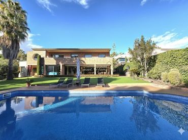 Maison avec piscine à vendre à Teià