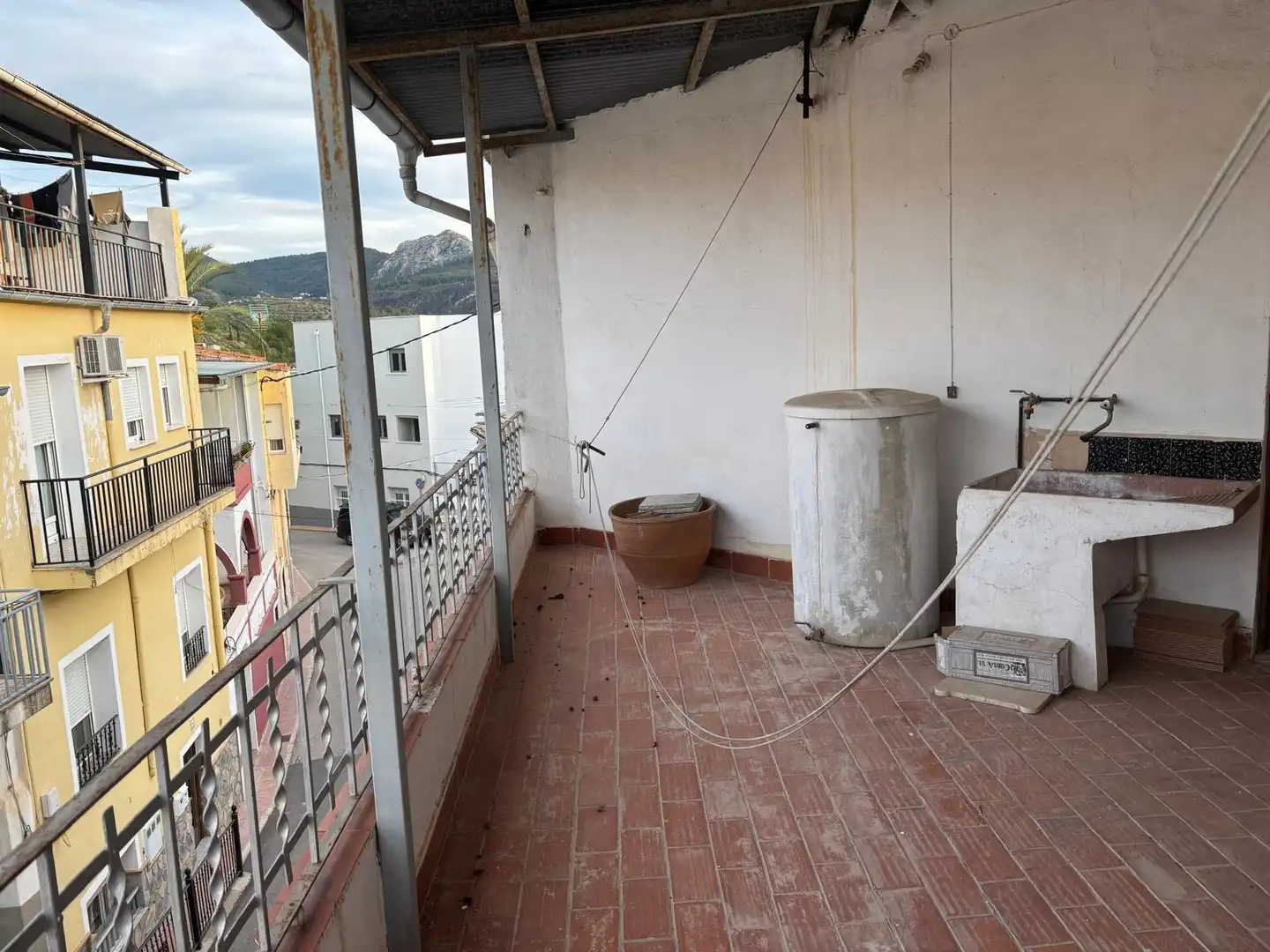 Casa adosada en venda a Benilloba