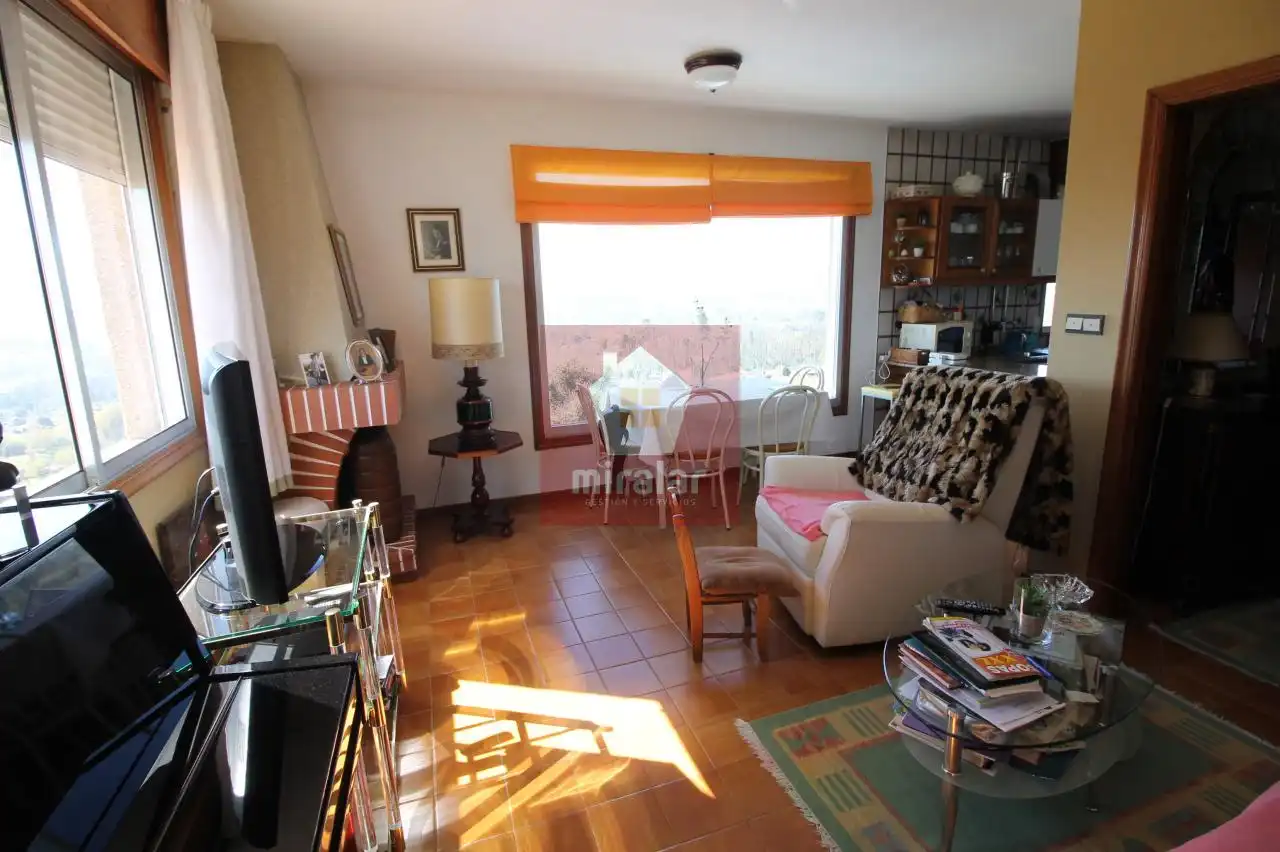 Haus oder Chalet zum Verkauf in As Neves
