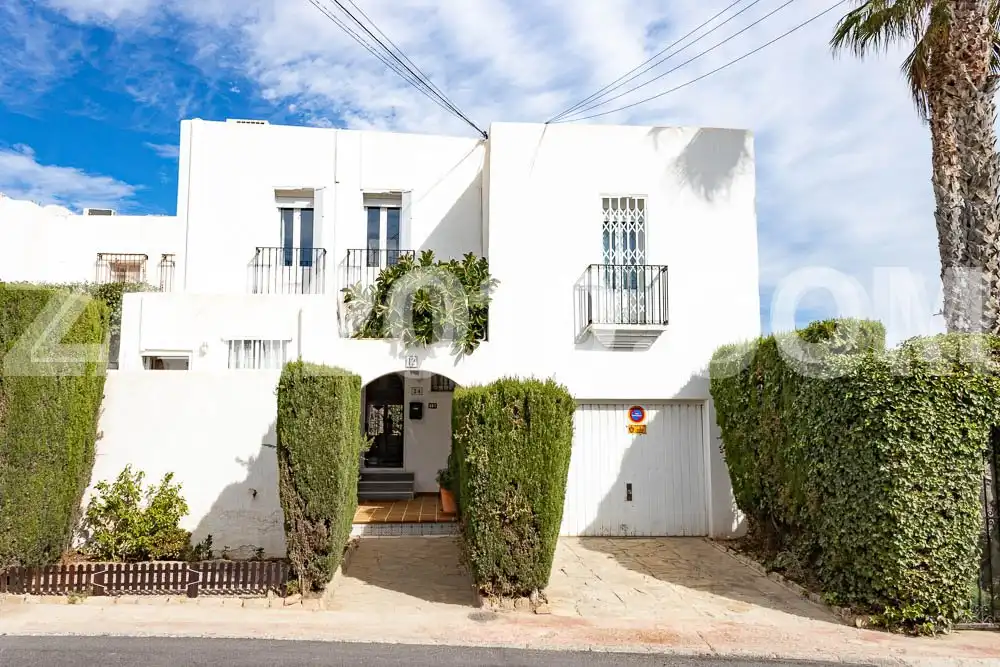 Casa con piscina in vendita a Calle Rumina, imagen 3