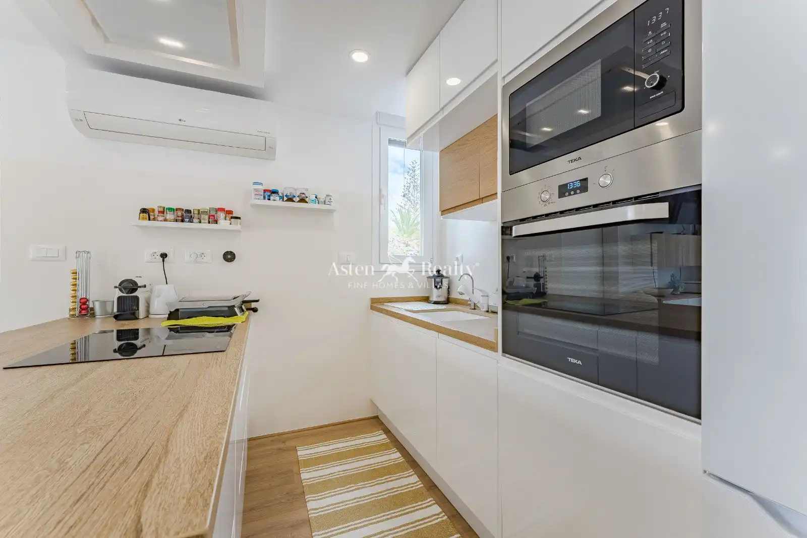 Kitchen of Attic for sale in Adeje  with Air Conditioner, Terrace and Swimming Pool