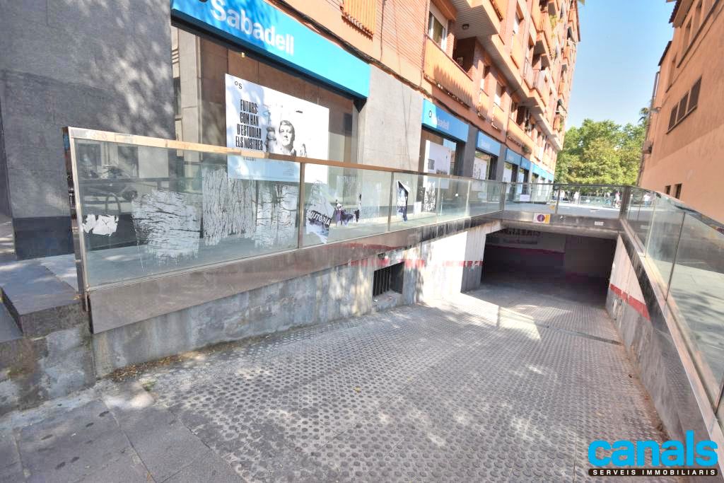 Garatge de lloguer a Centre - Cordelles